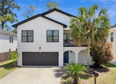 147 Drayton Cir, Brunswick, GA 31525