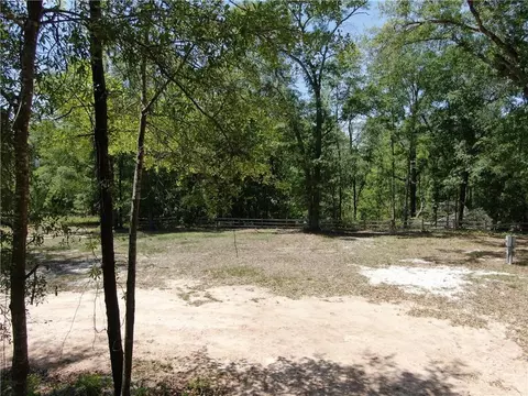51 Coweta Rd, Waycross, GA 31542