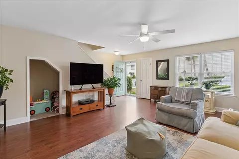 1000 Mallery St #N47, Saint Simons Island, GA 31522