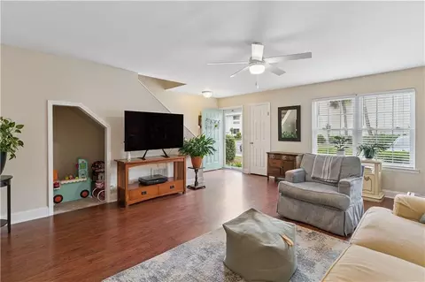 1000 Mallery St #N47, Saint Simons Island, GA 31522