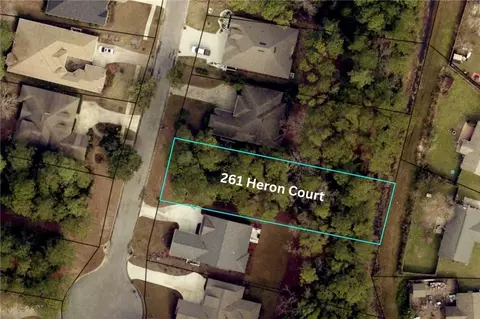 261 Heron Ct, Saint Marys, GA 31558