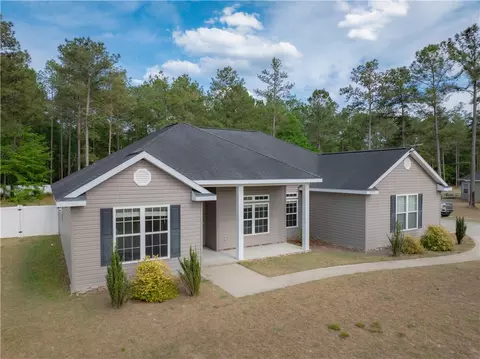 6708 Mamies Dr, Blackshear, GA 31516