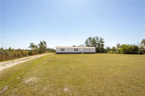 4121 Manor Millwood S Rd, Waycross, GA 31503