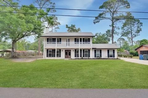 105 Belle Point Pkwy, Brunswick, GA 31525