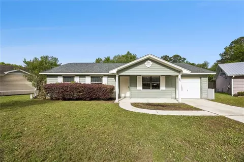 227 Cypress Dr, Kingsland, GA 31548