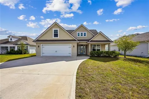 104 Pomegranate St, Kingsland, GA 31548