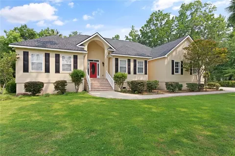 127 Clipper Bay Rd, Brunswick, GA 31523