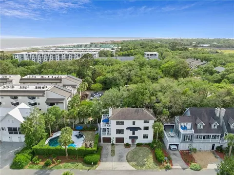 225 Olive Way, Saint Simons Island, GA 31522