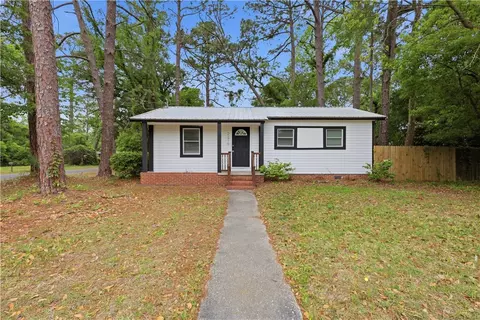 2216 Oriole St, Brunswick, GA 31520