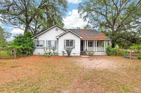 895 Lynn Rd, Waynesville, GA 31566