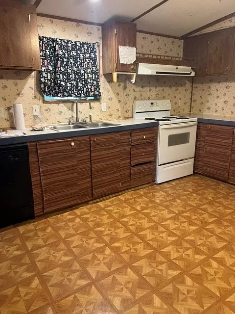2237 Nora Dr, Blackshear, GA 31516 photo 2