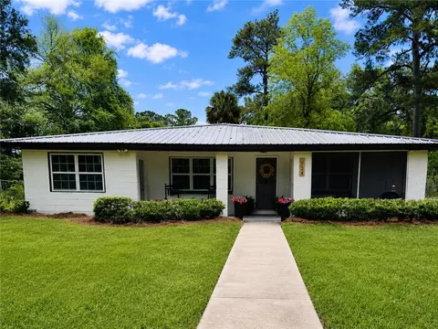 724 Fancy Bluff Rd, Brunswick, GA 31523