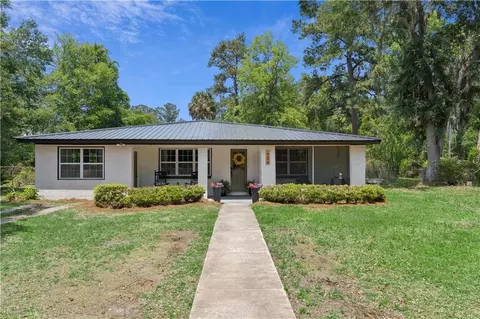 724 Fancy Bluff Rd, Brunswick, GA 31523