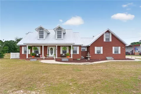 142 Lloyd Dr, Jesup, GA 31545