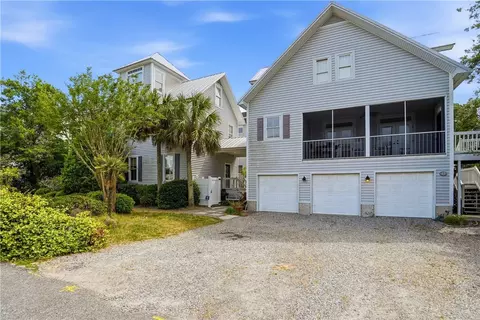 219 221 Olive Way, Saint Simons Island, GA 31522