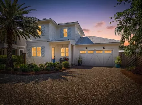 37 Glynn Oaks Ln, Saint Simons Island, GA 31522