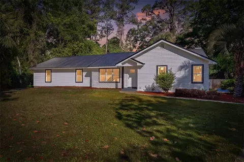 102 Mackqueen Dr, Brunswick, GA 31525