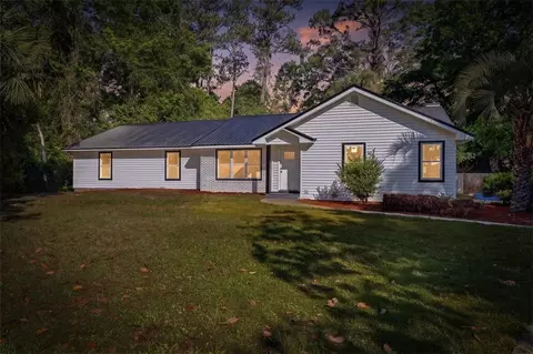 102 Mackqueen Dr, Brunswick, GA 31525