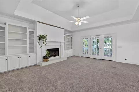 Living - 137 Mariners Walk, Brunswick, GA 31523 photo 2 of 2