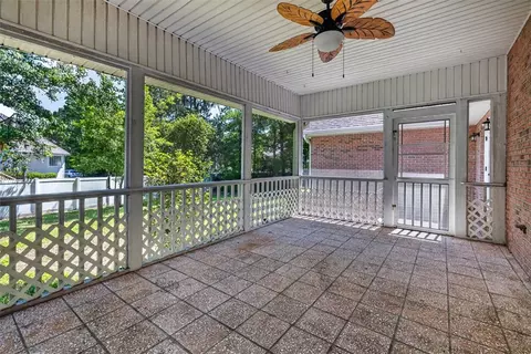 Exterior - 137 Mariners Walk, Brunswick, GA 31523 photo 4 of 6