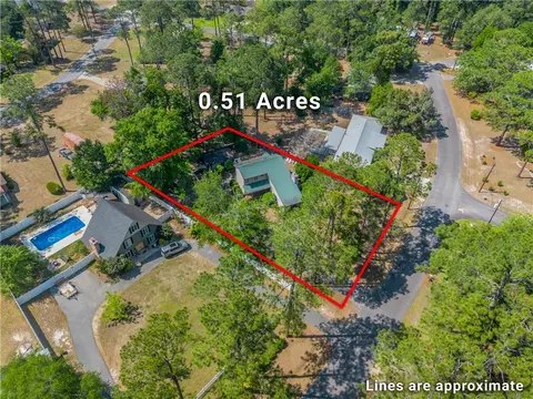 View/Area - 930 Lakeview Dr, Blackshear, GA 31516 photo 2 of 3