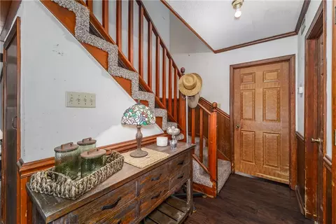 Entry Way - 930 Lakeview Dr, Blackshear, GA 31516 photo 1 of 2