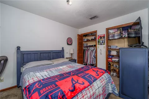 Bedroom - 930 Lakeview Dr, Blackshear, GA 31516 photo 2 of 3