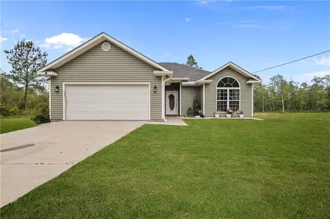 116 Hawks Nest Rd, Waynesville, GA 31566