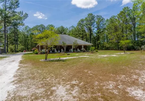 Exterior - 5512 Newton Rd, Blackshear, GA 31516 photo 2 of 9