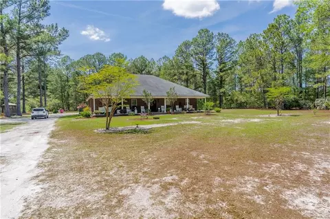 Exterior - 5512 Newton Rd, Blackshear, GA 31516 photo 1 of 9