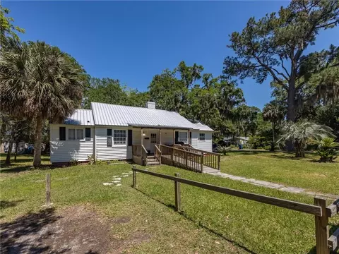 1204 Palmetto Ave, Brunswick, GA 31520