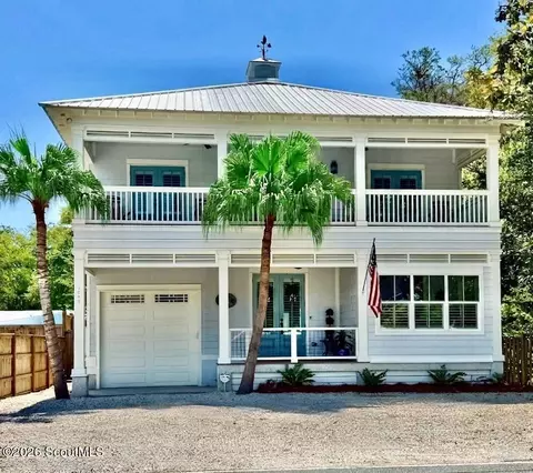 1040 Demere Rd, Saint Simons Island, GA 31522
