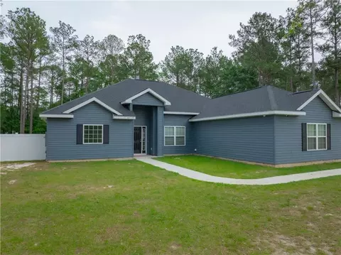 6714 Mamies Dr, Blackshear, GA 31516