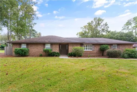 103 Trawler Ct, Brunswick, GA 31523