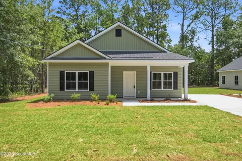 1300 Kentucky St, Darien, GA 31305