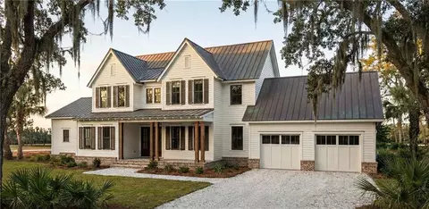 30 Fred Dr, Saint Simons Island, GA 31522
