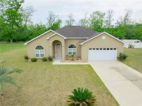 3475 Moore St, Blackshear, GA 31516