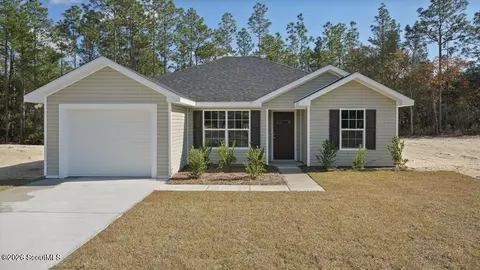 125 Pine Ridge Rd, Jesup, GA 31545