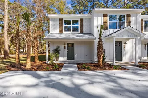 182 Clarks Bluff Rd, Kingsland, GA 31548