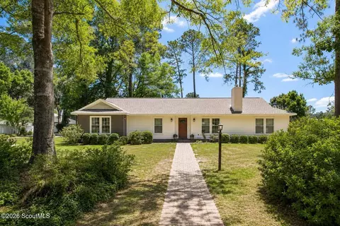 670 Hillmont Dr, Waycross, GA 31503