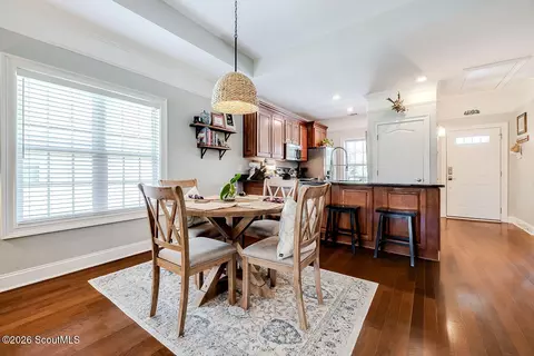 Dining - 7272 Shellman Bluff Rd NE #18, Townsend, GA 31331 photo 1 of 2