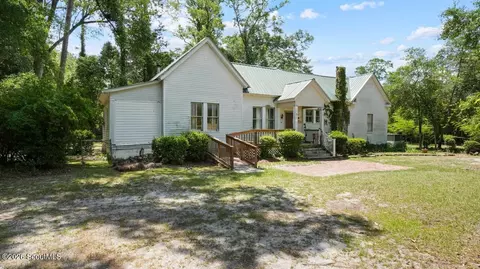 417 S Hickory St, Jesup, GA 31546