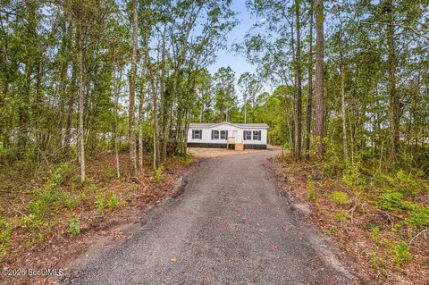425 Emanuel Church Rd, Brunswick, GA 31523