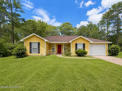 161 Camden Dr, Brunswick, GA 31523