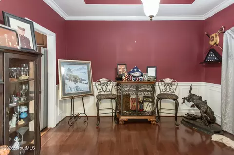 Dining - 922 Jane St, Blackshear, GA 31516 photo 1 of 3