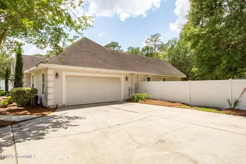 Exterior - 922 Jane St, Blackshear, GA 31516 photo 3 of 16