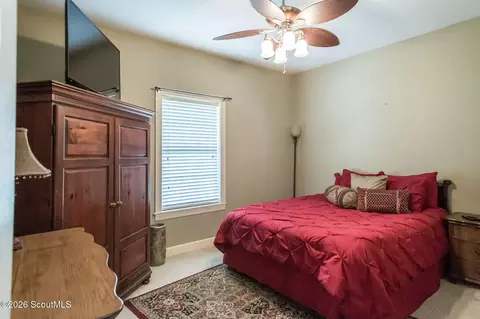 Bedroom - 922 Jane St, Blackshear, GA 31516 photo 4 of 7