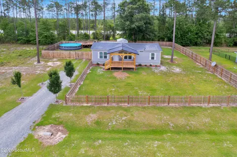 137 Turpentine Cir, Jesup, GA 31545