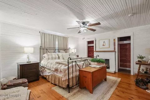 Bedroom - 5466 Robin Rd, Patterson, GA 31557 photo 5 of 6