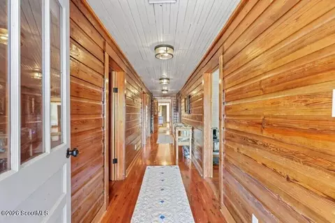 Entry Way - 5466 Robin Rd, Patterson, GA 31557 photo 1 of 2